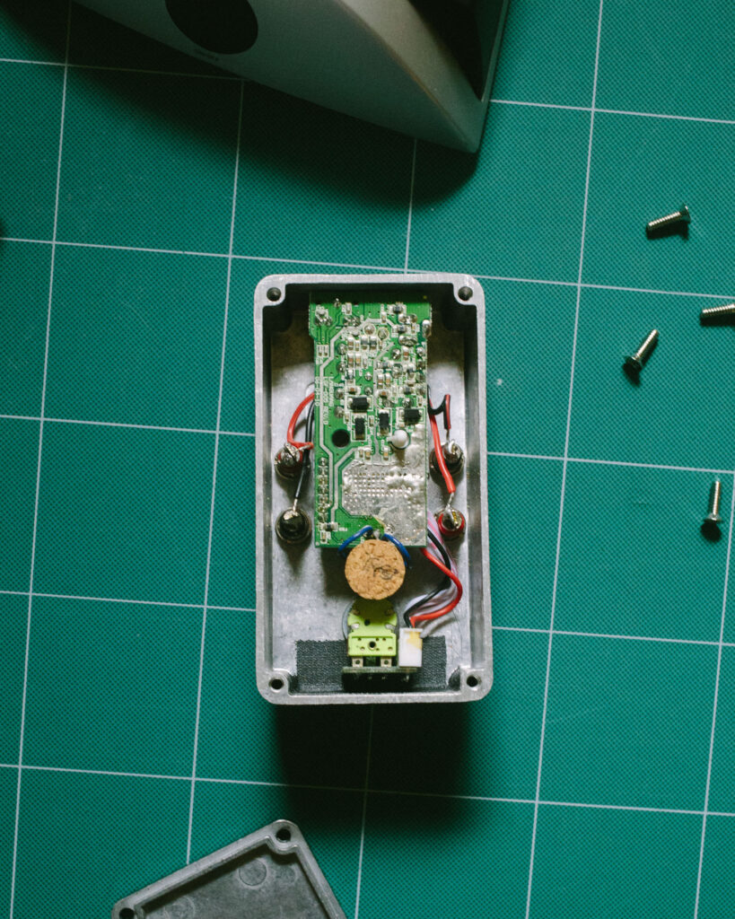 Looking inside the updated enclosure for a vintage Sonic Impact T-amp